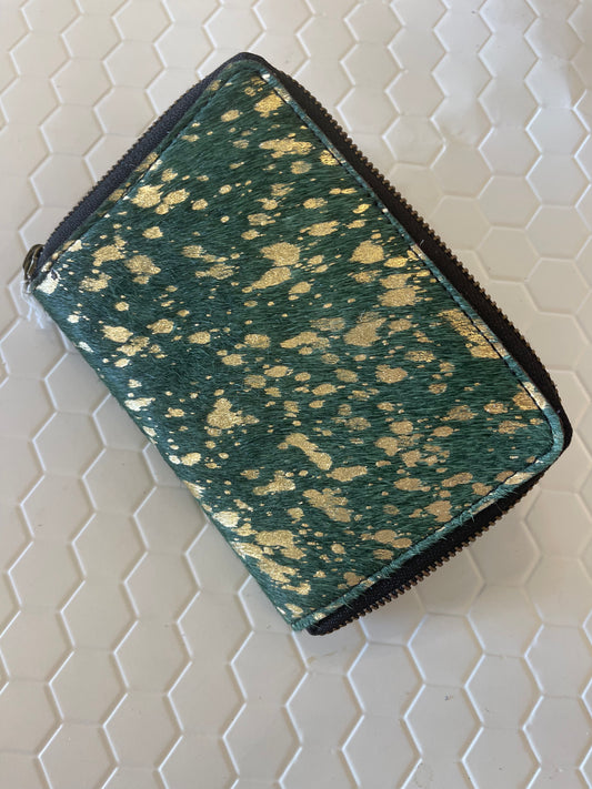 Cowhide Zip Pouch - Green